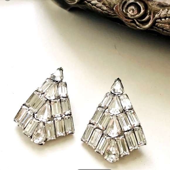 Vintage Deco Baguette Crystal Earrings - Picture 8 of 8